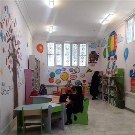 بخش کودک کتابخانه