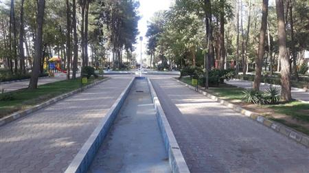 محیط اطراف کتابخانه